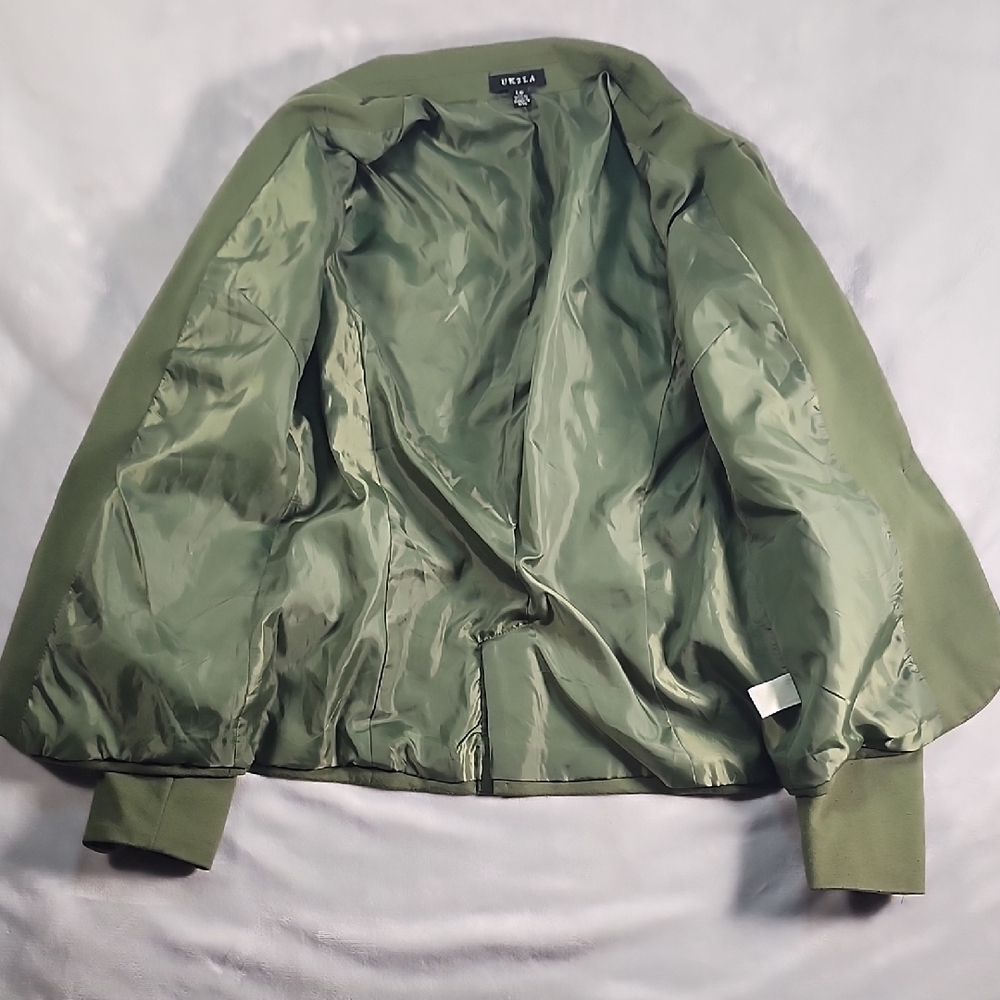 UK2LA Green Tailored Blazer with Notched Lapels - Picture 4 of 10
